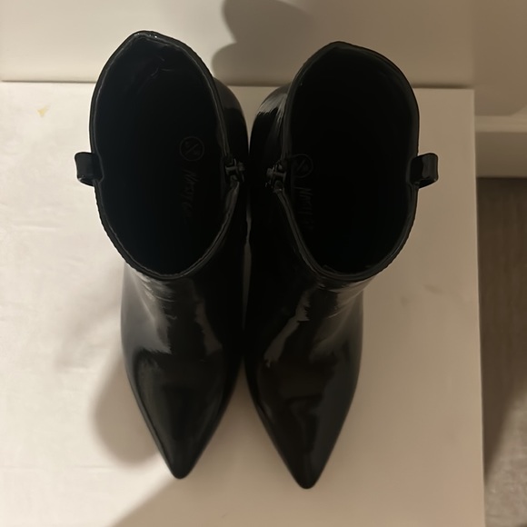 Nasty Gal Patent Leather Pointed Toe Ankle Boots - Picture 3 of 16